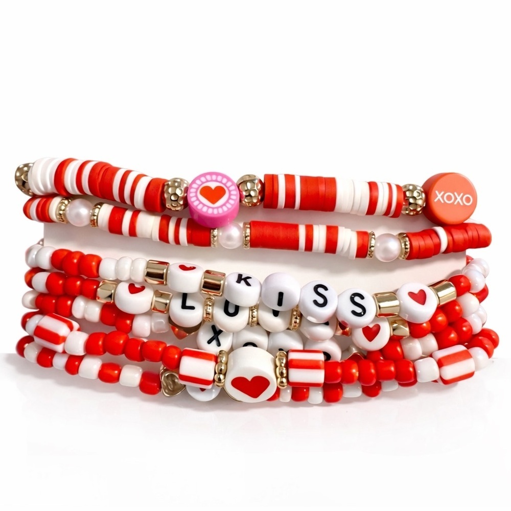 LOVE XOXO & KISSES Beaded Stretch Bracelet Set – NWT - Picture 1 of 4